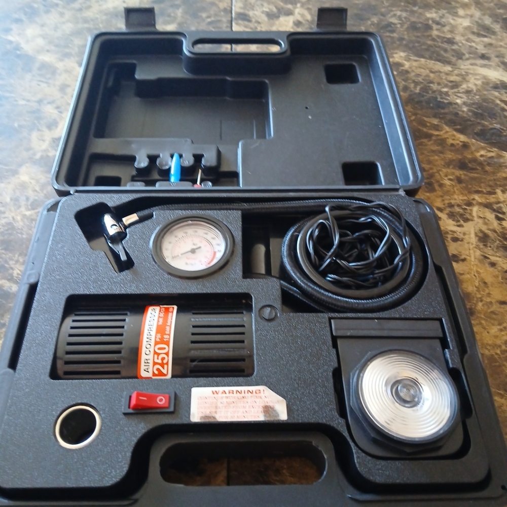 This air compressor kit from Trademark Global has received a rating of 3.6 out o